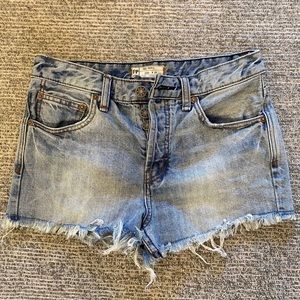 Free People size 26 denim shorts